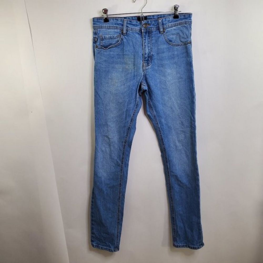 91 Cotton On Jeans 32 x 33 Slim Leg Skinny Light Wash Blue Denim Stretch